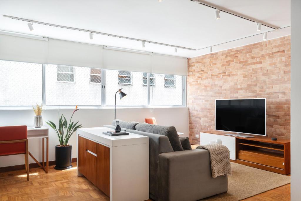  Apartamento amplo 2 quartos e garagem - Jardins
