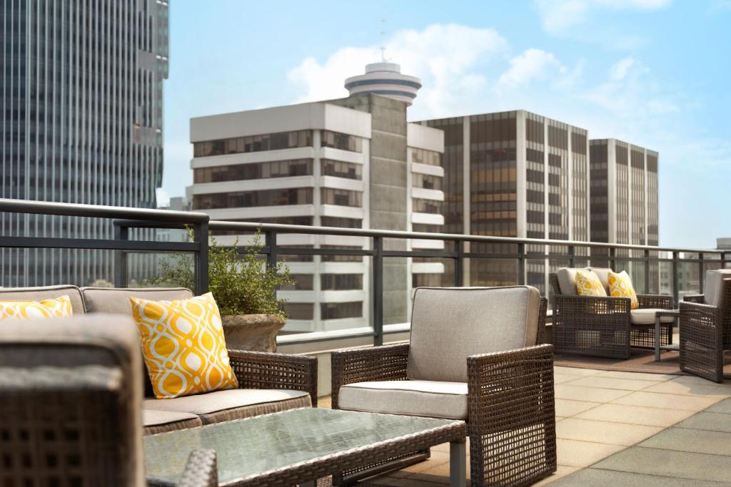 
Senior Penthouse (with Sofa Bed)
