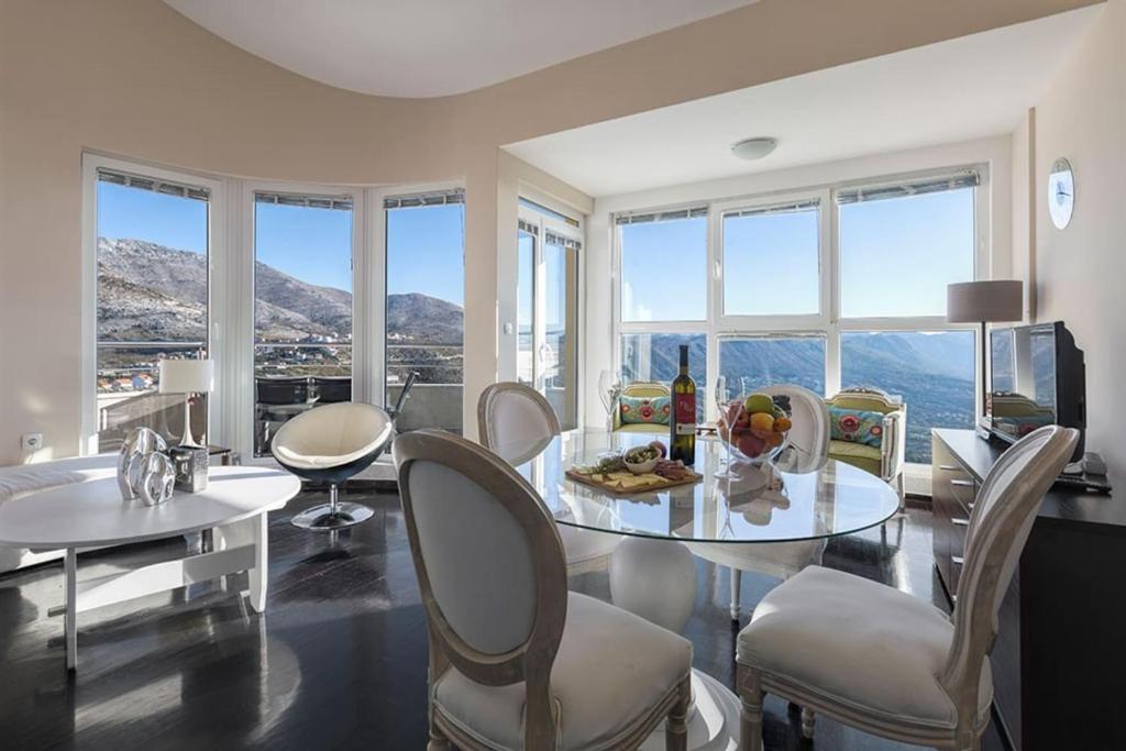 Gambar di galeri bagi Apartment "The View" near Dubrovnik di Ivanica