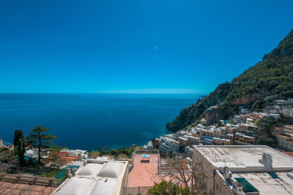 Villa Fortuna - Apartment With Terrace