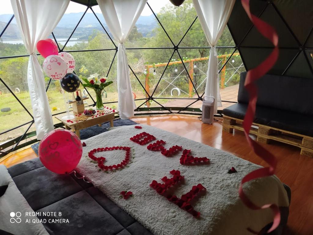 Istumisnurk majutusasutuses Glamping El Refugio