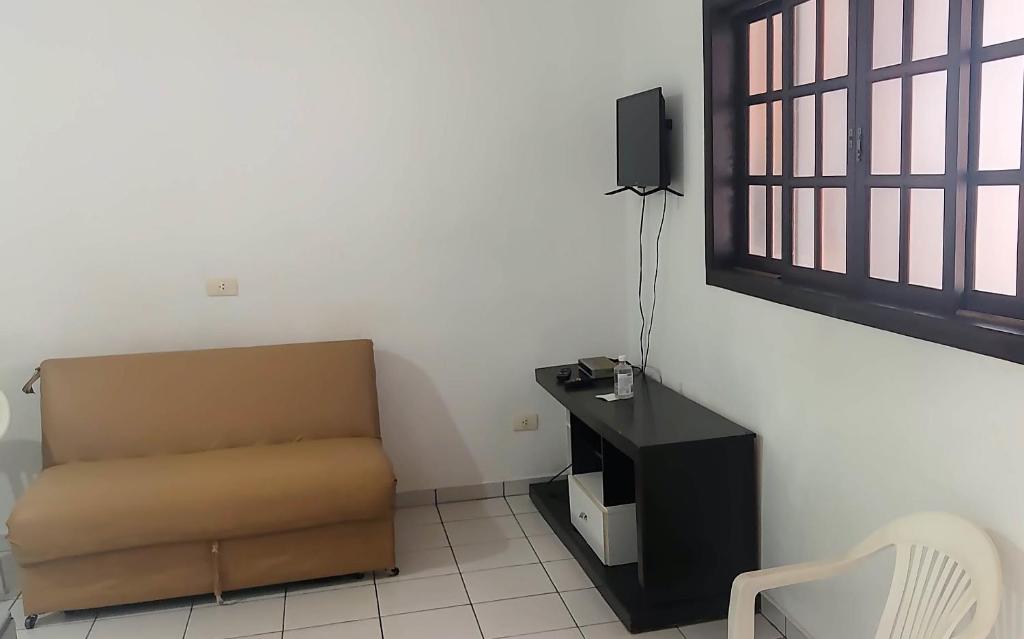  Casa completa 50 metros da praia