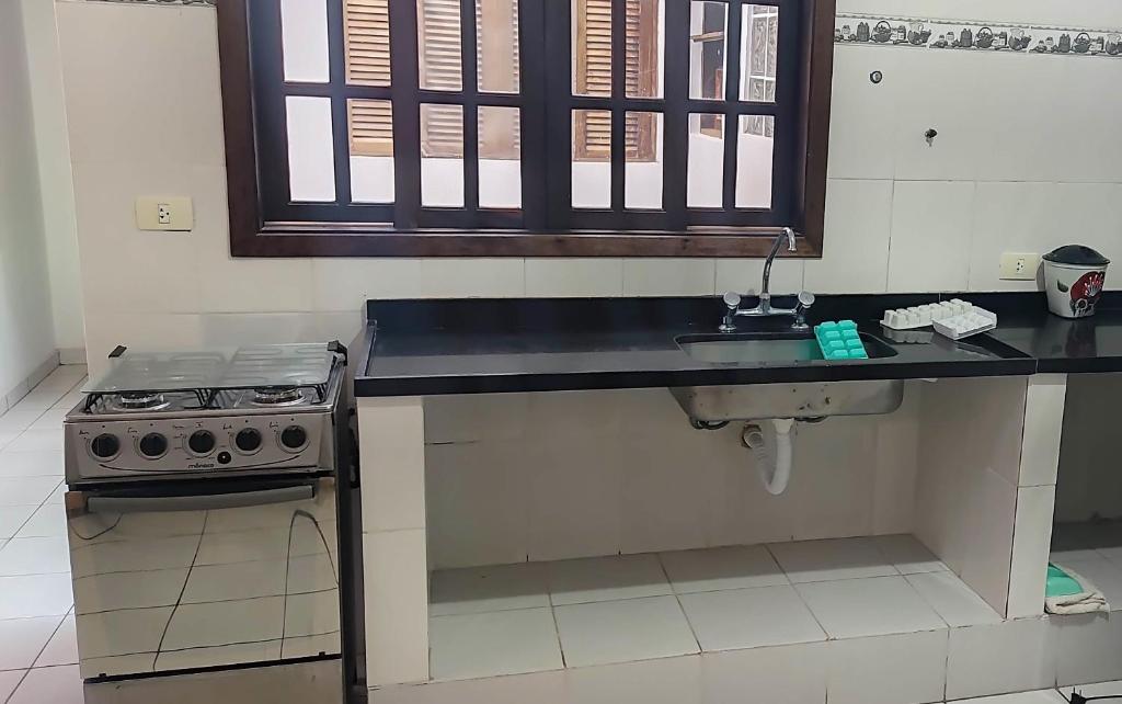  Casa completa 50 metros da praia