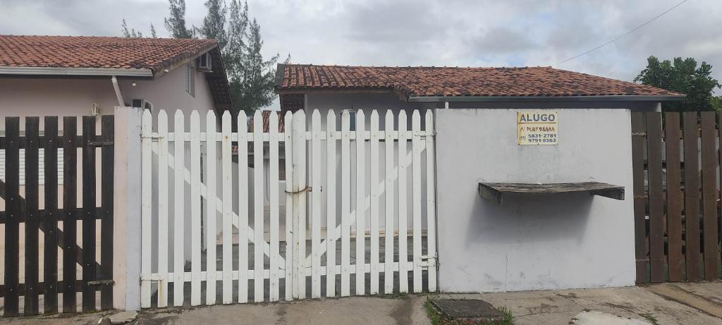  Casa completa 50 metros da praia