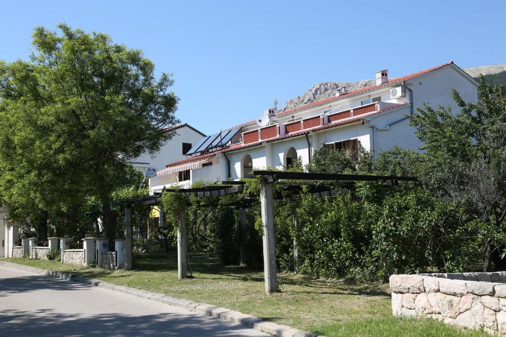 Budova, kde se apartmán nachází