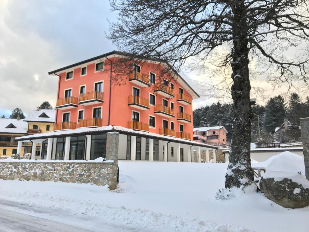 Arvo Residence Sila Lorica v zimě