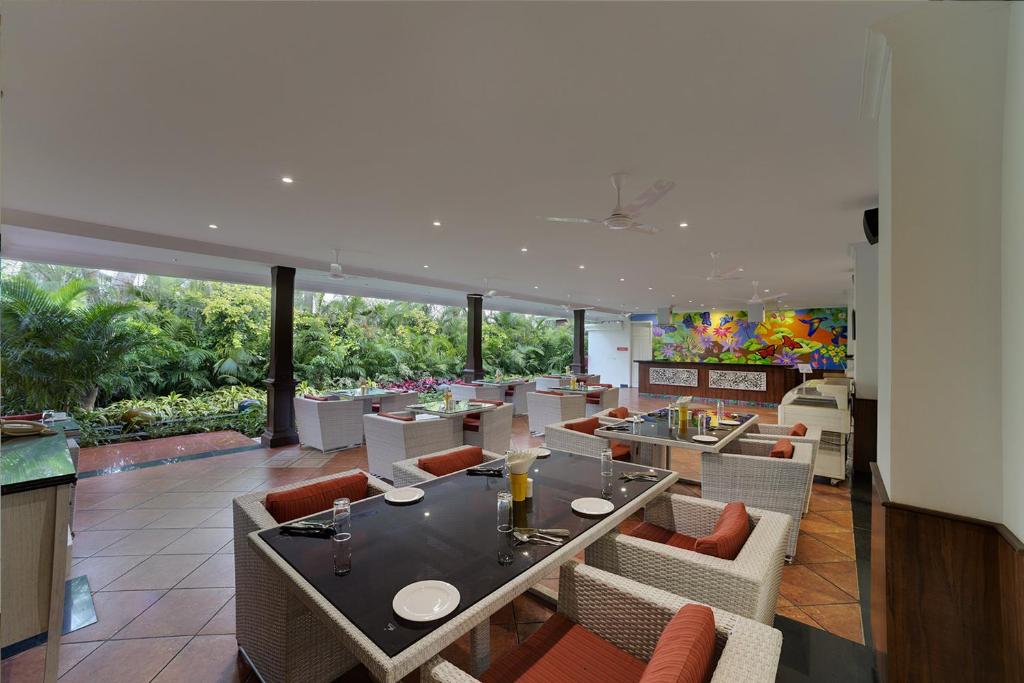 Posezení v ubytování Mayfair Palm Beach Resort