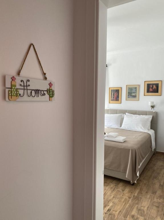 Łóżko lub łóżka w pokoju w obiekcie Reginas Apartments