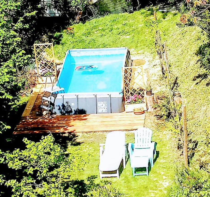 Basen w obiekcie Charming House near Monteciccardo with Private Pool lub w pobliżu