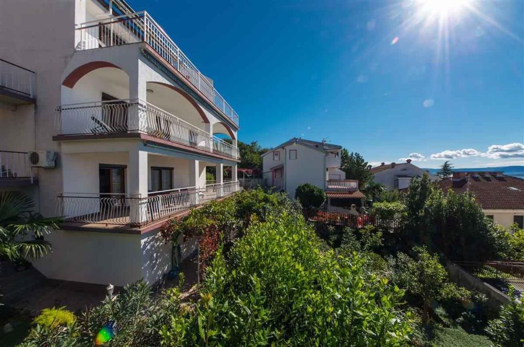 Four-Bedroom Apartment in Dramalj II