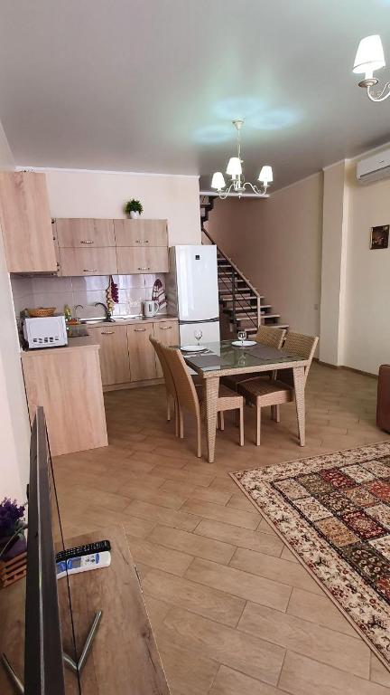 Apartment in Gold Bugaz - 公寓 - 拆分水平