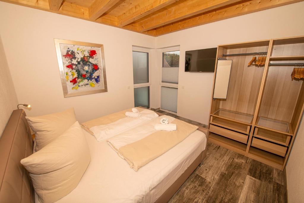 Postel nebo postele na pokoji v ubytování FBA Village