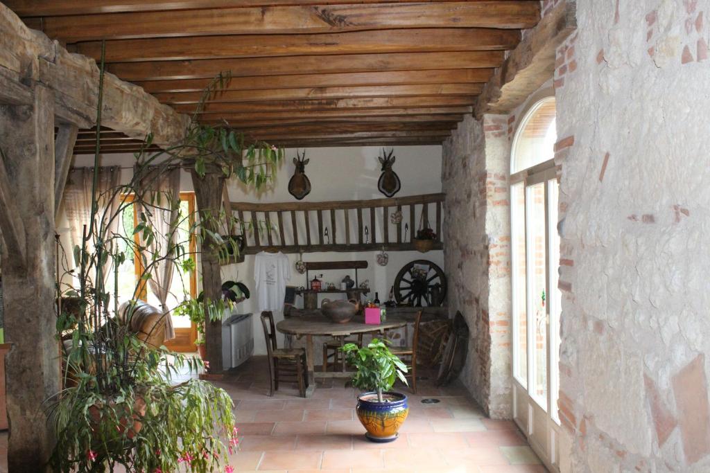 Zahrada ubytování Chambre d'Hôtes Le Moulin d'Encor