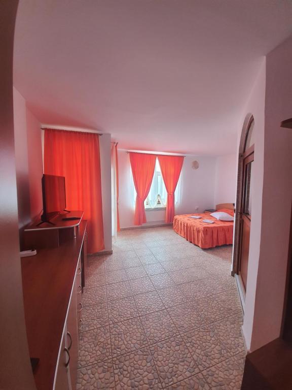 Letto o letti in una camera di Lake View