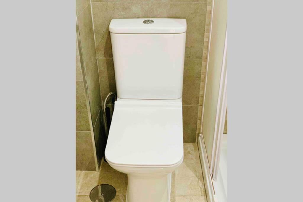Kúpeľňa v ubytovaní Begonia City Center Apartment 230 BY NAMASTE ELITE