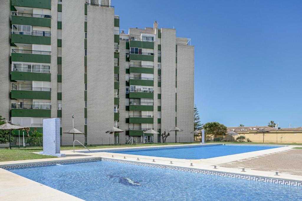 Apartamento Centro Paseo Marítimo Valdelagrana (España El Puerto de Santa  María) - Booking.com