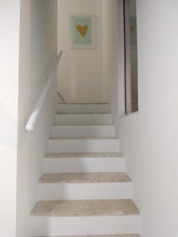  Casa nova 3 Suítes frente a praia de Massaguaçu Caraguatatuba