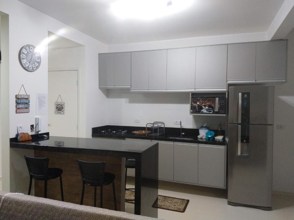  Casa nova 3 Suítes frente a praia de Massaguaçu Caraguatatuba