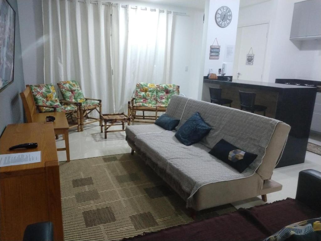  Casa nova 3 Suítes frente a praia de Massaguaçu Caraguatatuba