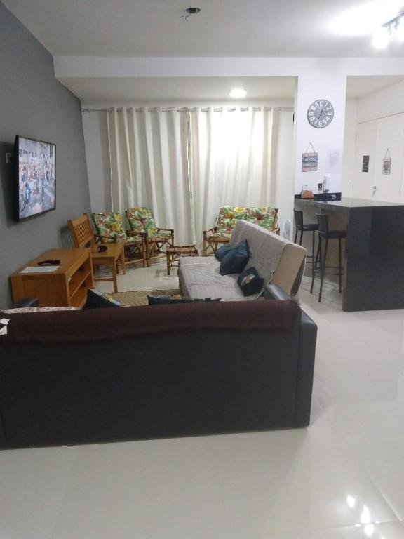  Casa nova 3 Suítes frente a praia de Massaguaçu Caraguatatuba
