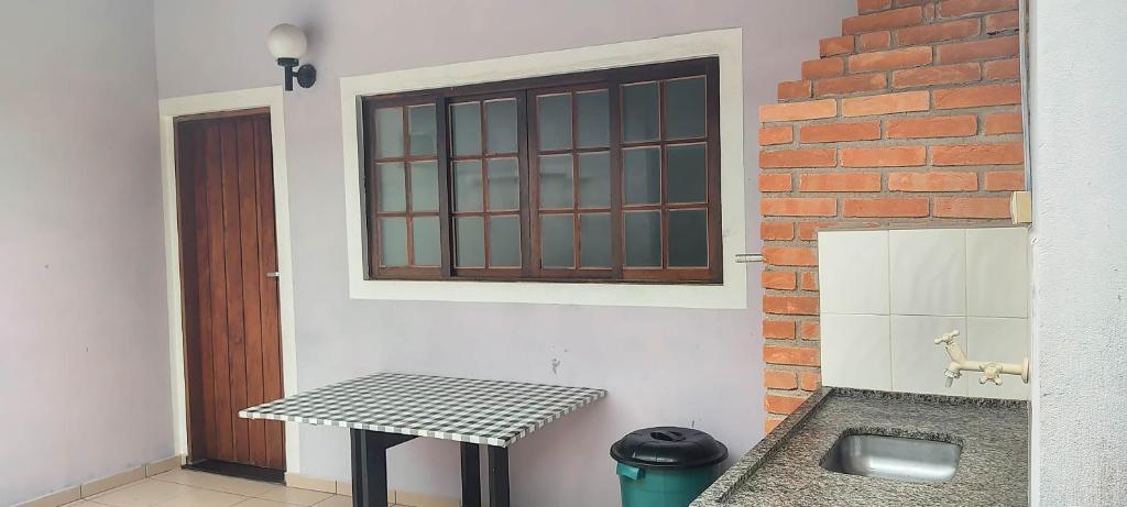  Casa completa 50 metros da praia