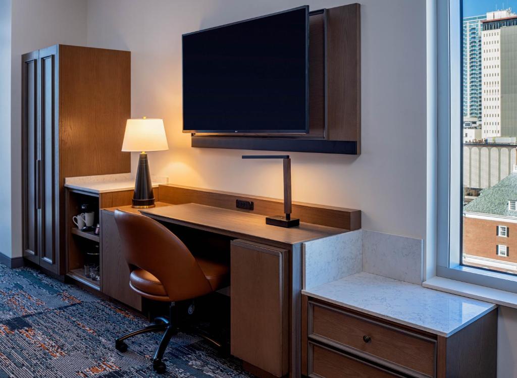 Hyatt Place Tampa Downtown - 