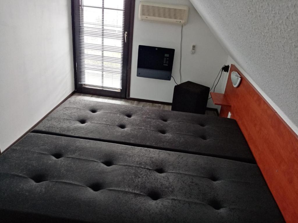 Posedenie v ubytovaní Karesz nyaralóház