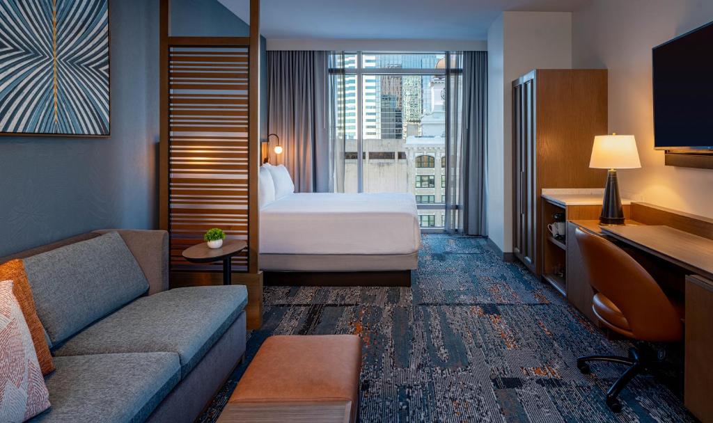 Hyatt Place Tampa Downtown photo