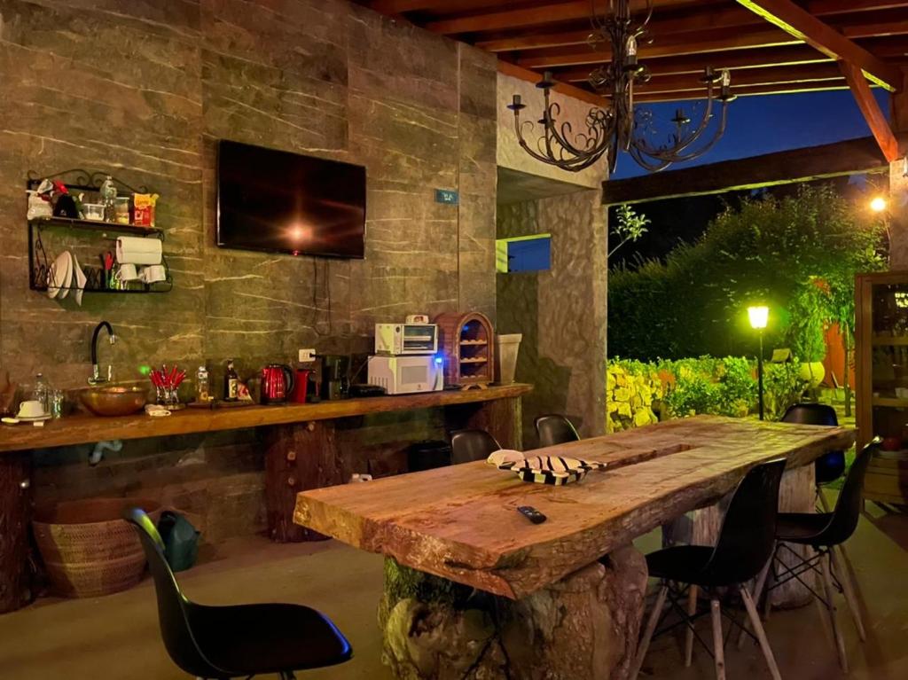  Campos House