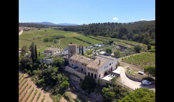 Villa in l'Arbocar De Baix Sleeps 6 with Pool
