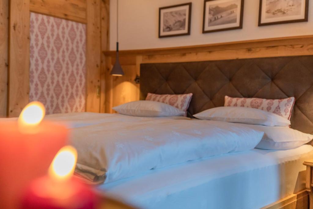 Postel nebo postele na pokoji v ubytování Hotel Ulli