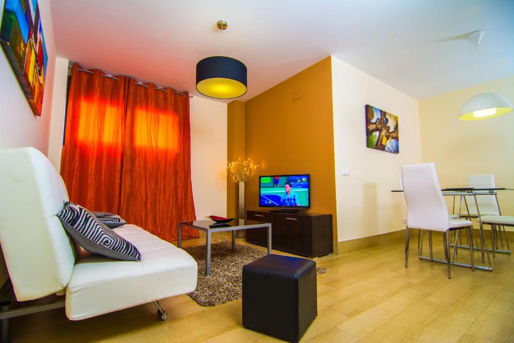 Apartamentos 16:9 Playa Suites, Almería – Updated 2022 Prices