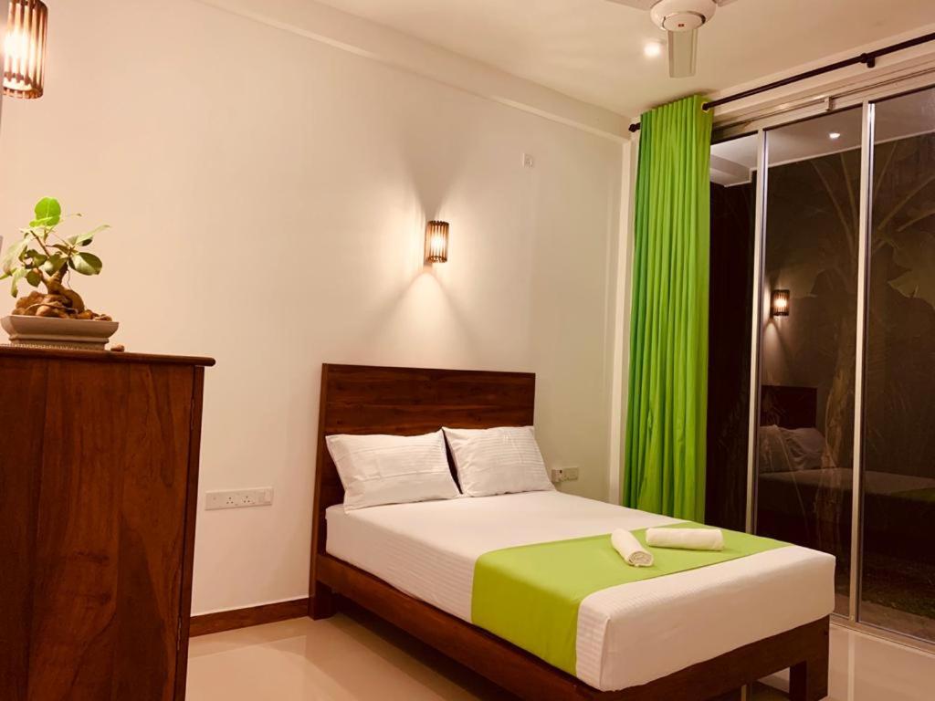 Elegant Lake Yala Safari House - 2