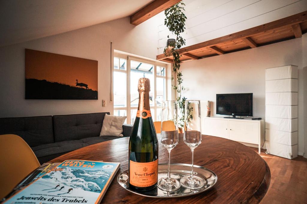 Nápoje v ubytování VISITALPS moderne Ferienwohnung nähe München u Salzburg