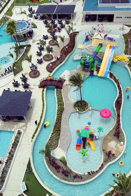  Salinas Exclusive Resort