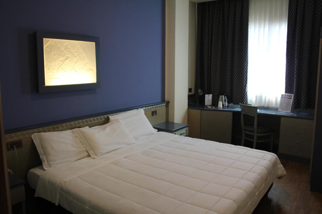 President Hotel Palermo - Standard Double Room