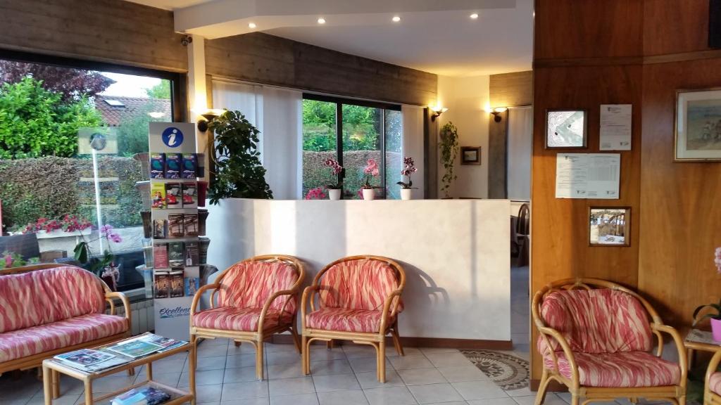 Posezení v ubytování Albergo Al Cacciatore