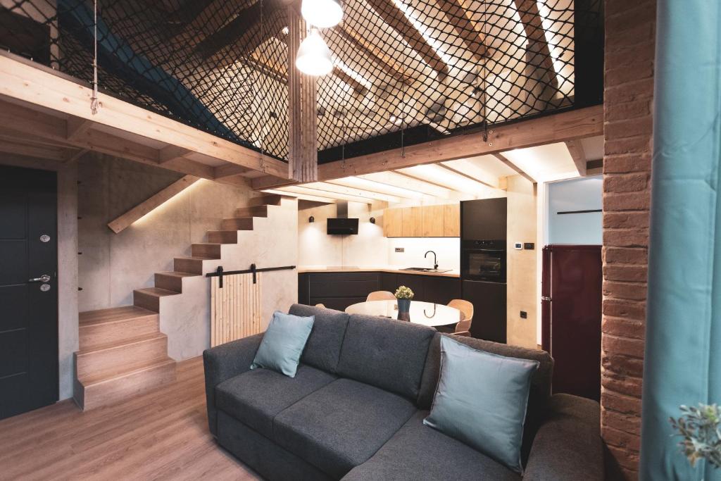 Kuchyň nebo kuchyňský kout v ubytování Gami Ex-Factory Lofts