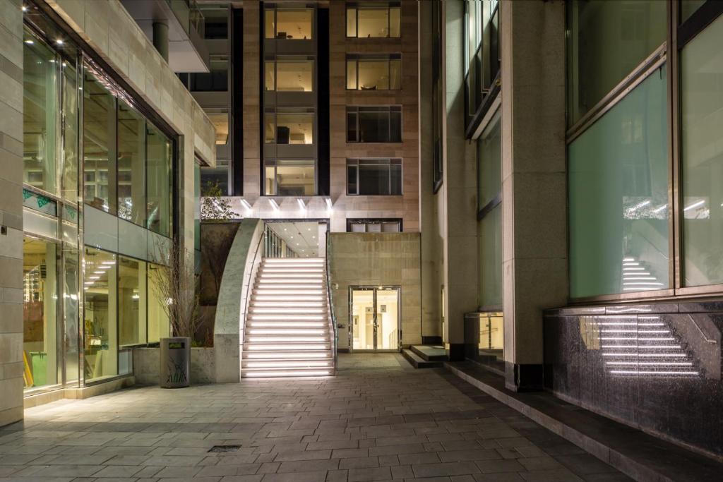 reStays Ottawa - Resim 16