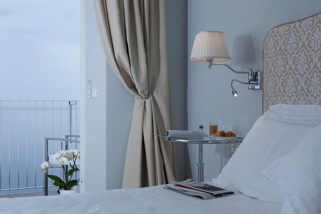 
Classic Double Room with Sea View and Terrace
