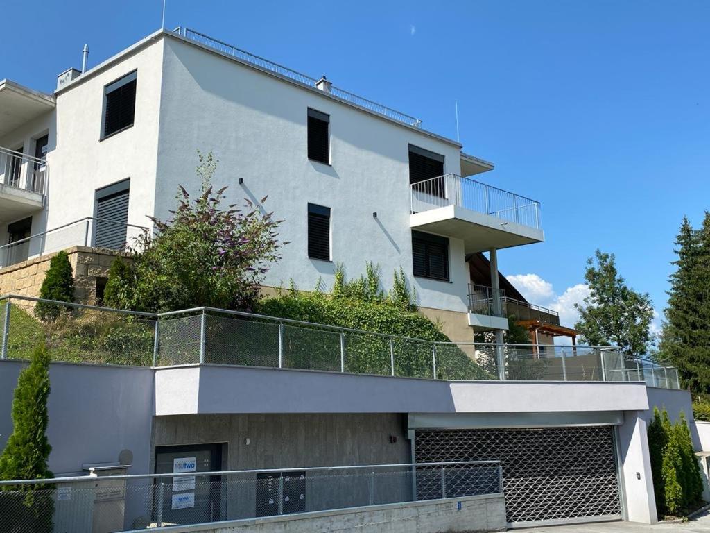 Budova, v ktorej sa apartmán nachádza