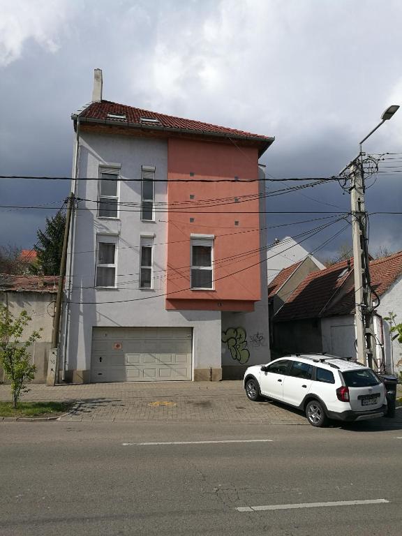 The building in which Az apartmant is located