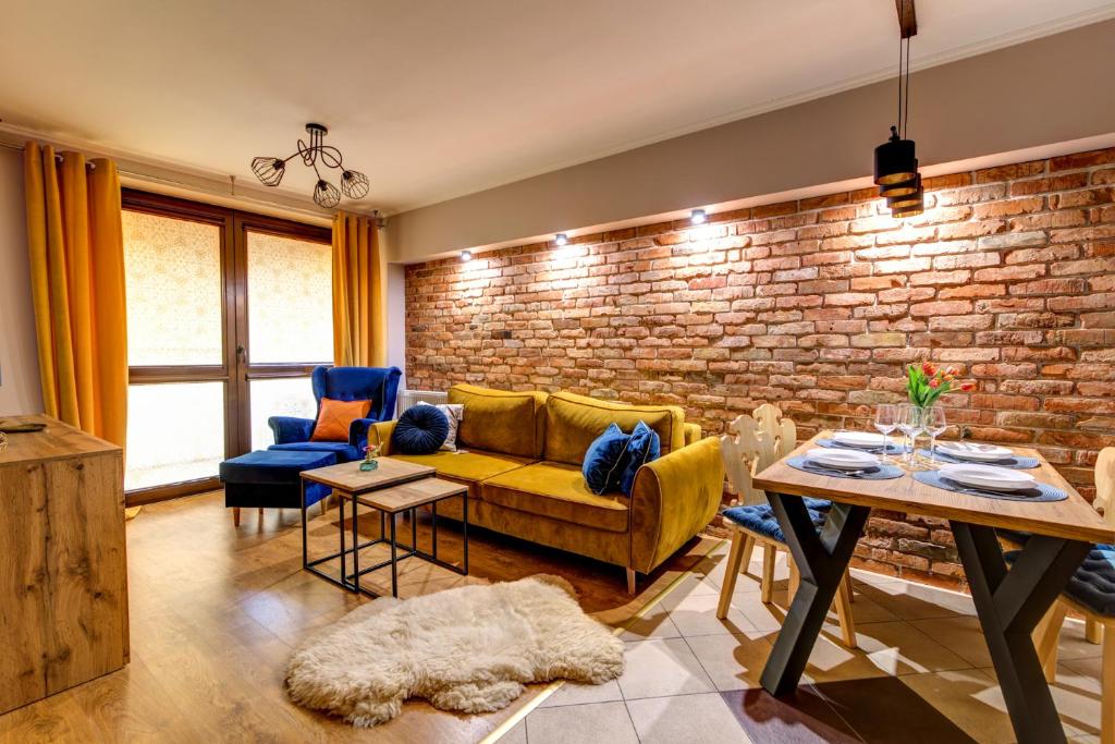 Posedenie v ubytovaní Krynica Apartamenty Centrum Deptak 45