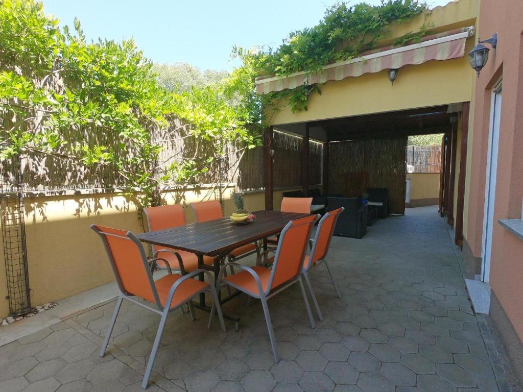 Zdjęcie z galerii obiektu Apartments SOLARIS - with PRIVATE PARKING w mieście Sveti Filip i Jakov