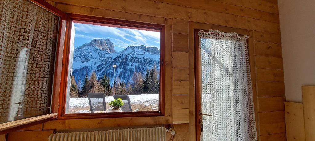Nespecifikovaný výhled na hory nebo výhled na hory při pohledu z apartmánu