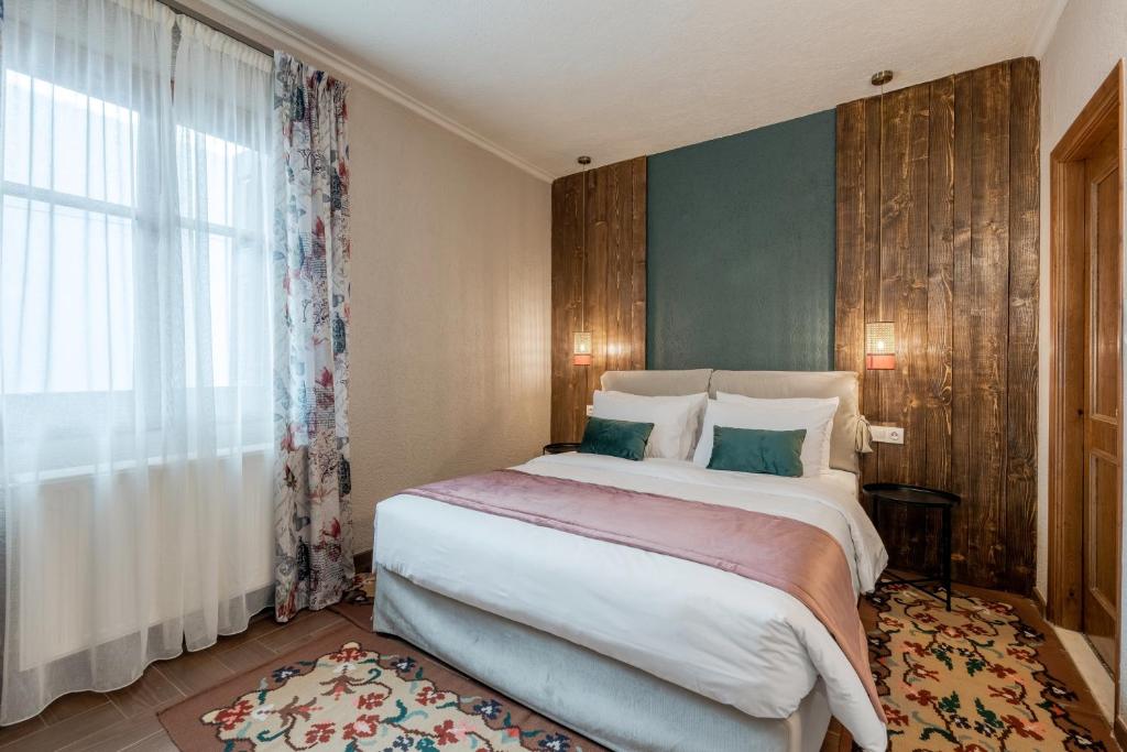 Paeonia Arachova - 6