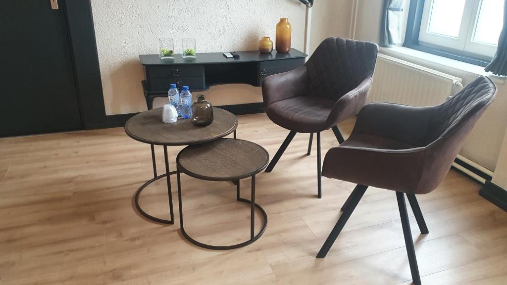 Posezení v ubytování Grand Café Goejje