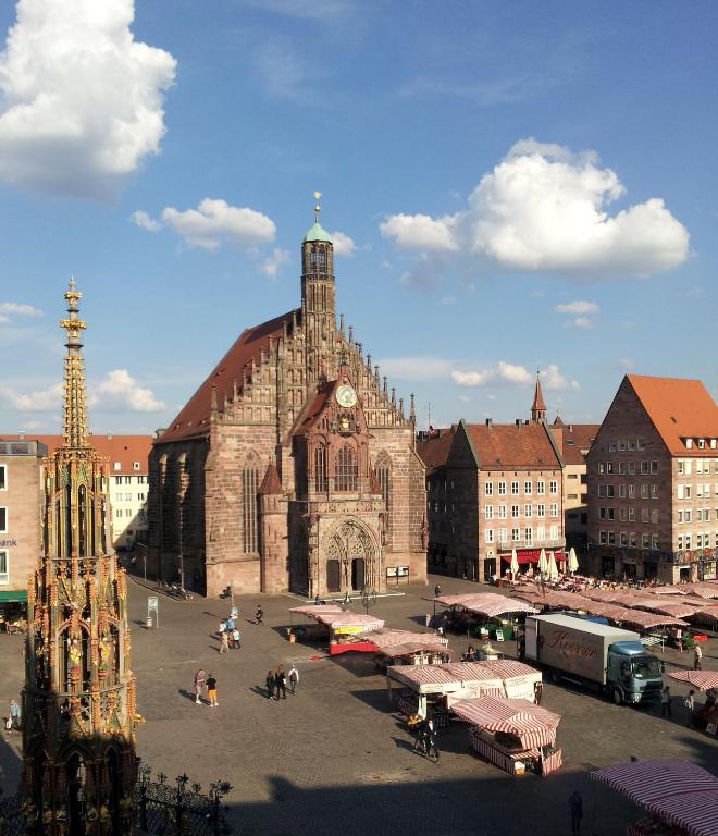 Sorat Hotel Saxx Nürnberg - Resim 6