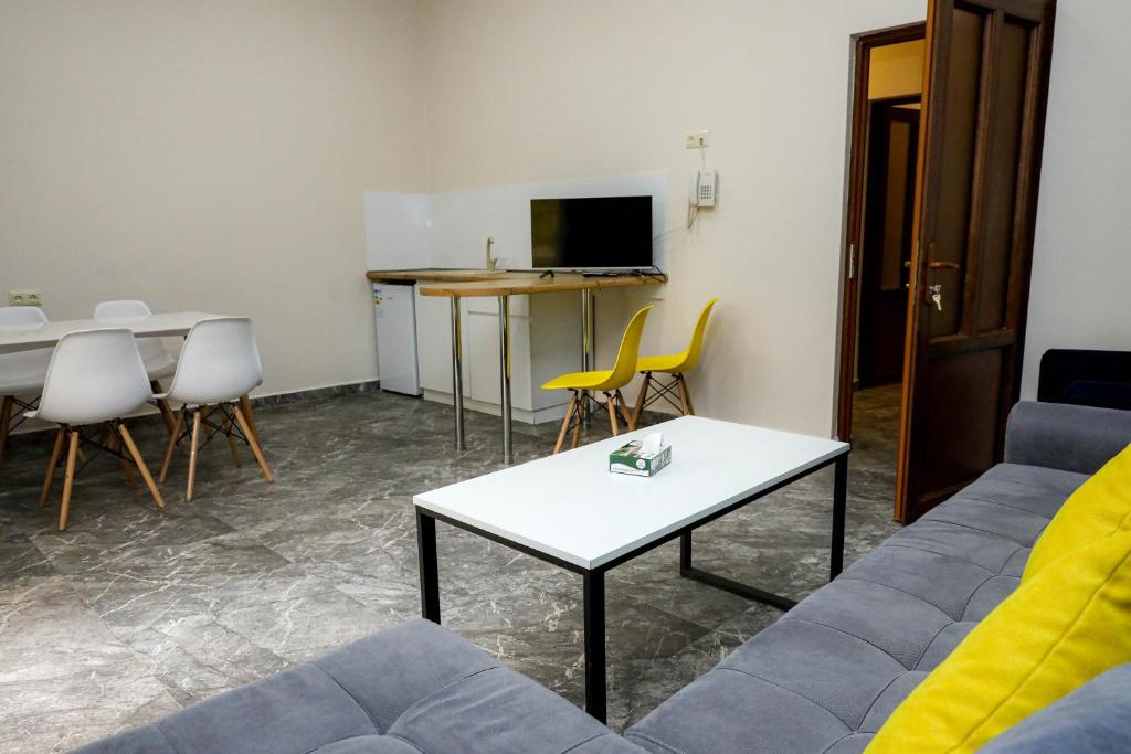 Fotografie z fotogalerie ubytování GetAp Resort Arzni v destinaci Arzni