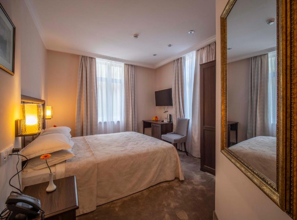 The Moon Boutique Hotel - Comfort Double Room